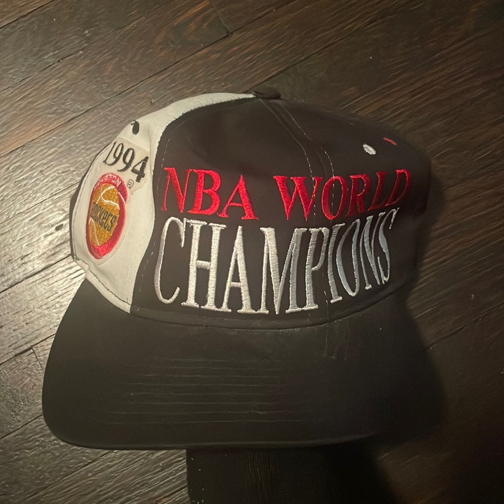 Starter Houston Rockets SnapBack Hat.